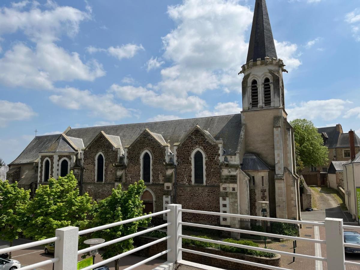 Appart'Hotel La Suze Sur Sarthe ภายนอก รูปภาพ
